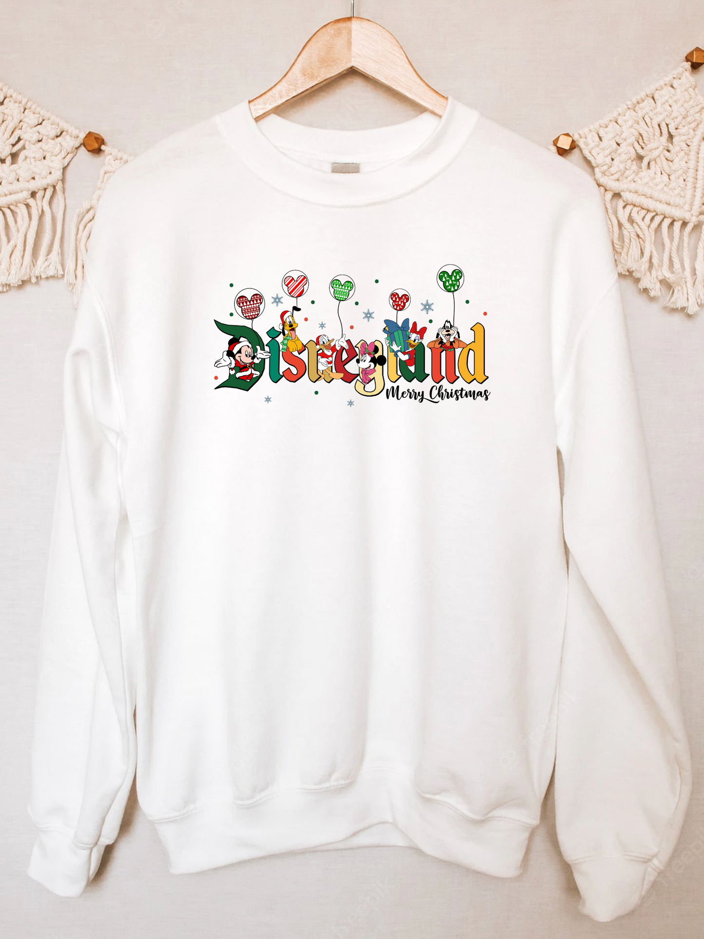 D-land Crewneck